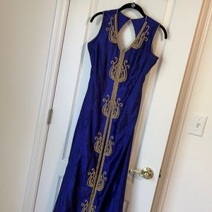 Indian dress party wear. Size medium. 53 length